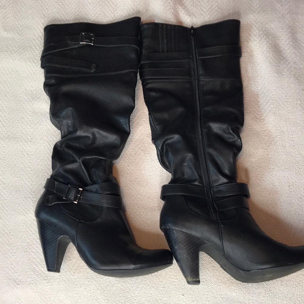 Super cute heeled tall boots
